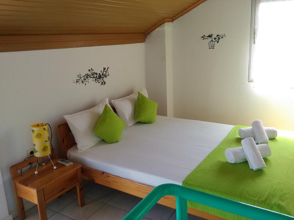 House Mantesos Kinira Exterior foto