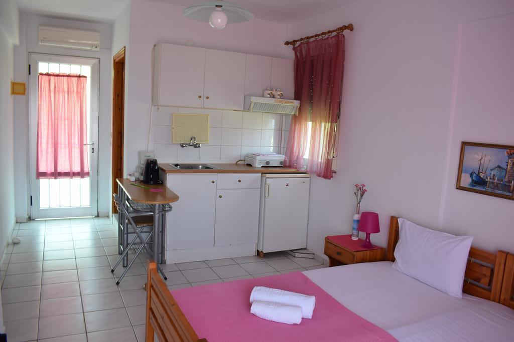 House Mantesos Kinira Exterior foto